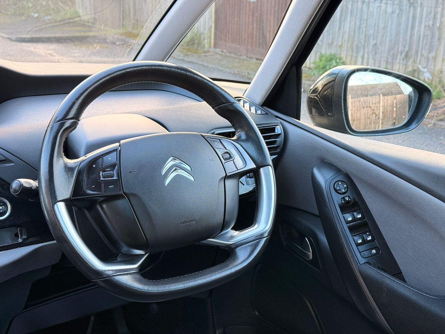 Used Citroen C4 Picasso 2015 for sale - 78062716: Photo 53