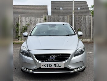 Used Volvo V40 2013 for sale - 78481336: Photo
