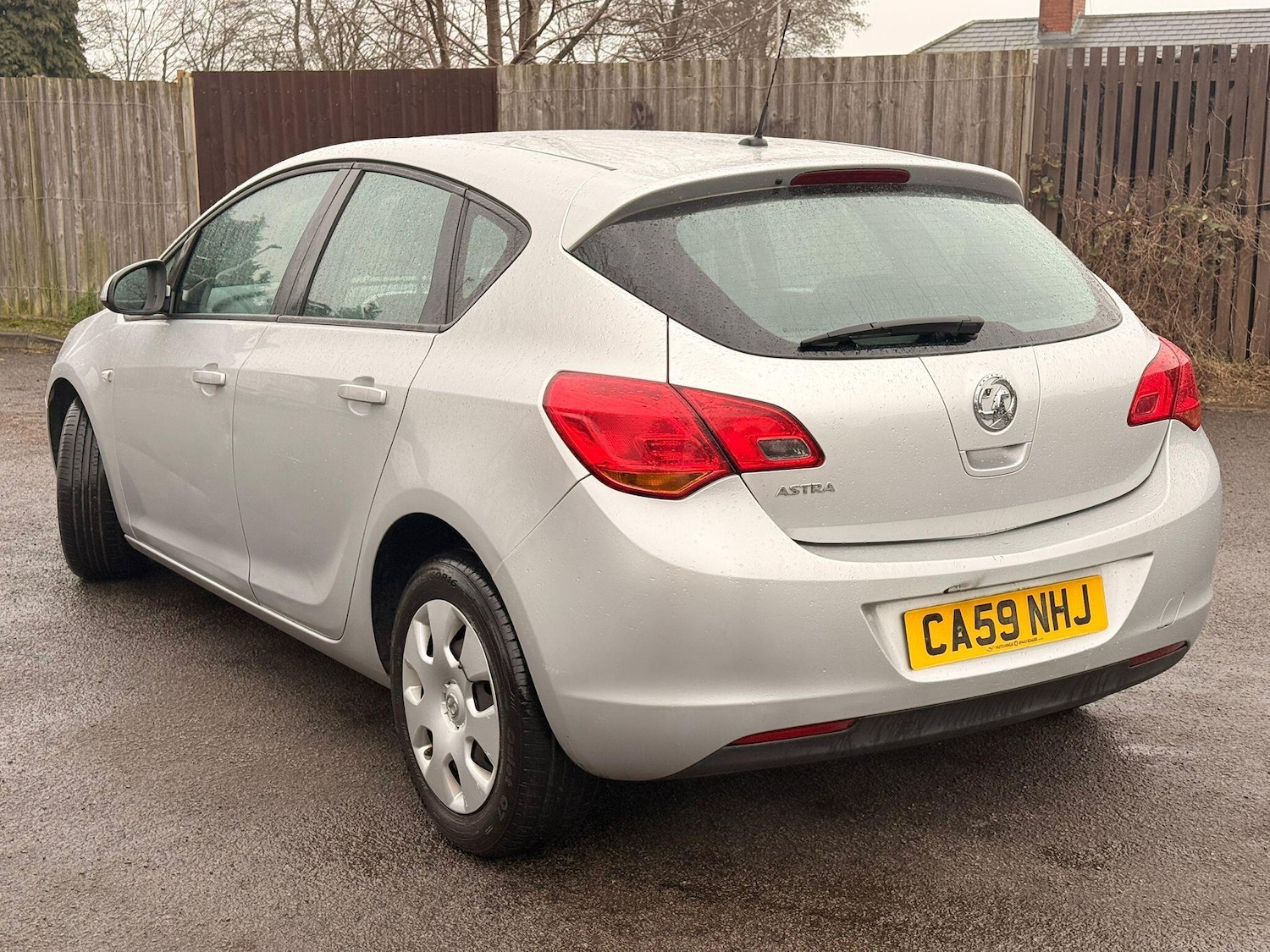 Used Vauxhall Astra 2010 for sale - 77883117: Photo 11