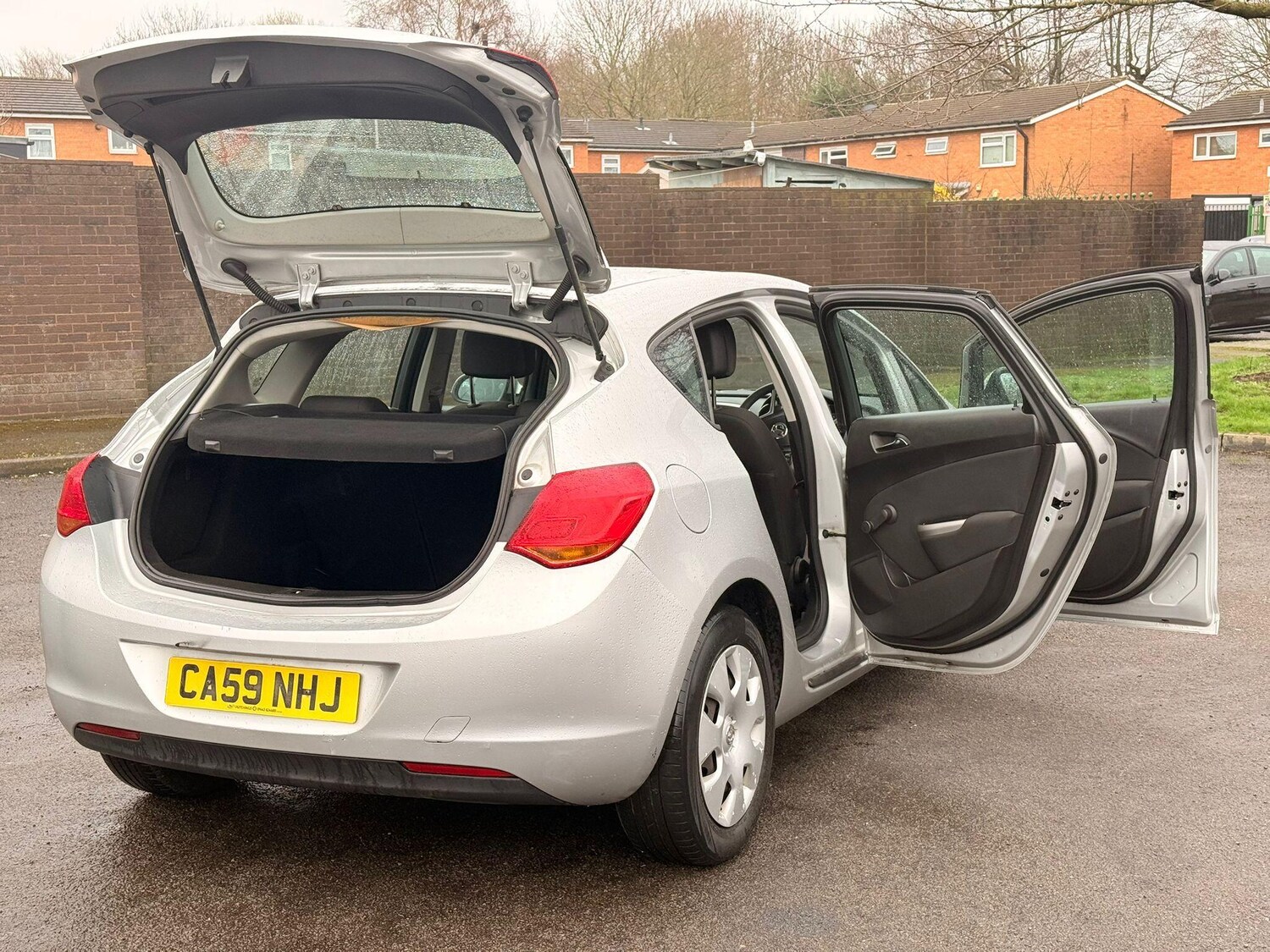 Used Vauxhall Astra 2010 for sale - 77883117: Photo 19