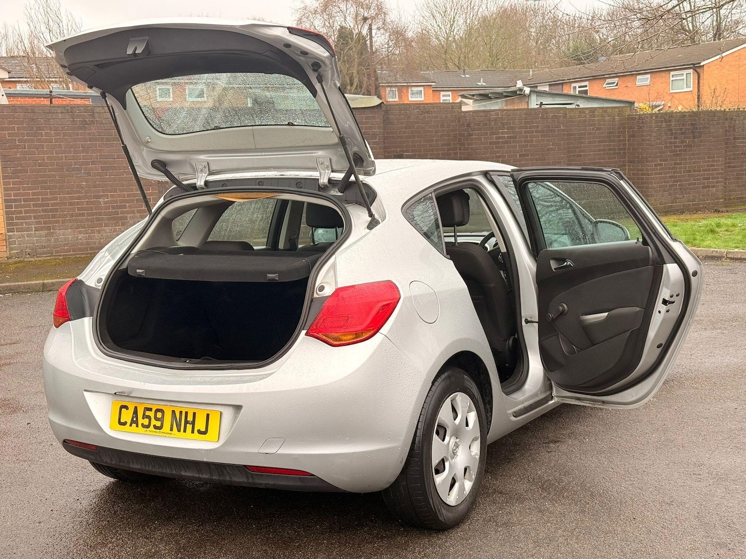 Used Vauxhall Astra 2010 for sale - 77883117: Photo 20