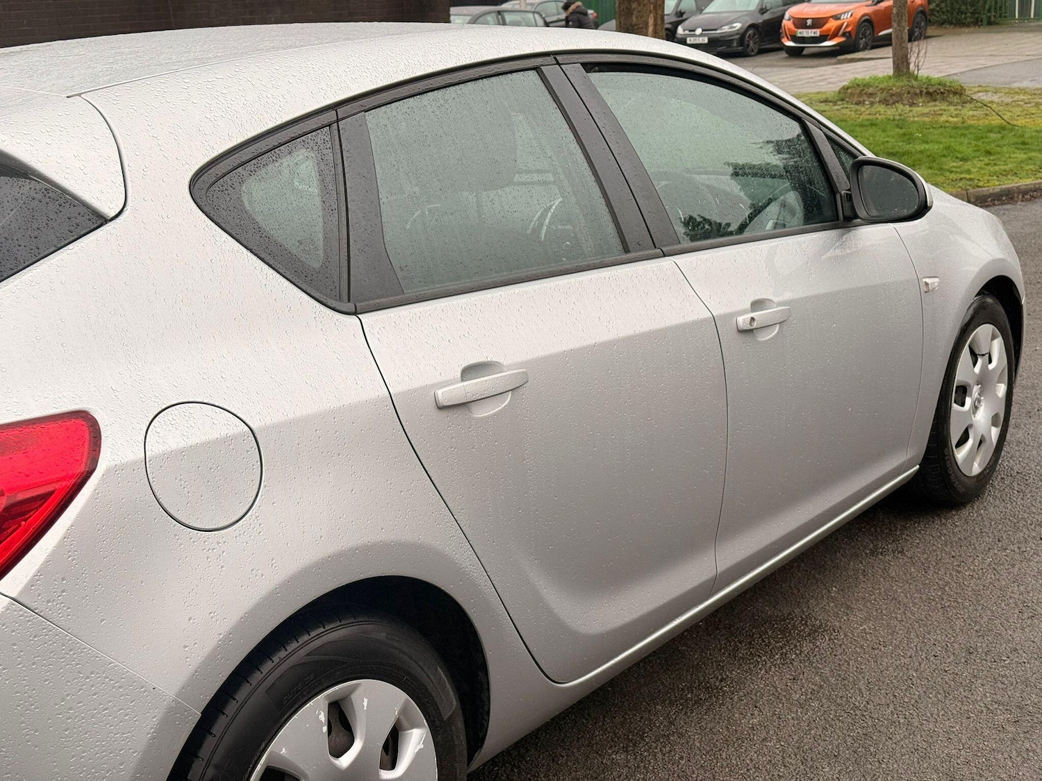 Used Vauxhall Astra 2010 for sale - 77883117: Photo 23