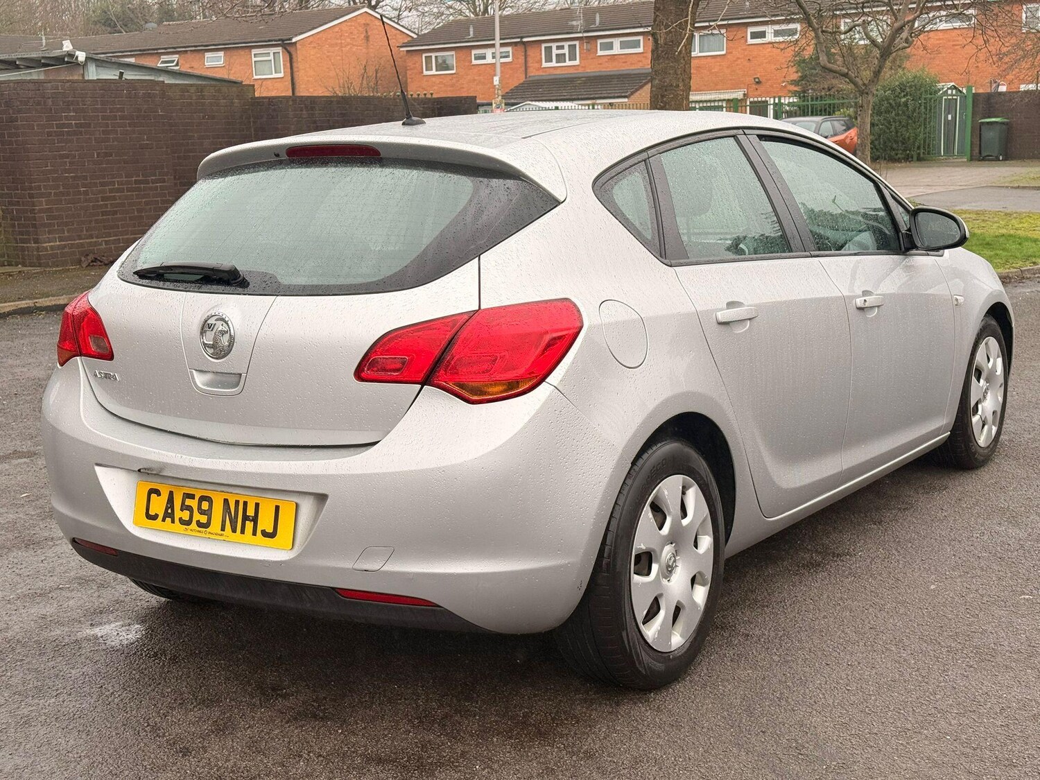 Used Vauxhall Astra 2010 for sale - 77883117: Photo 24