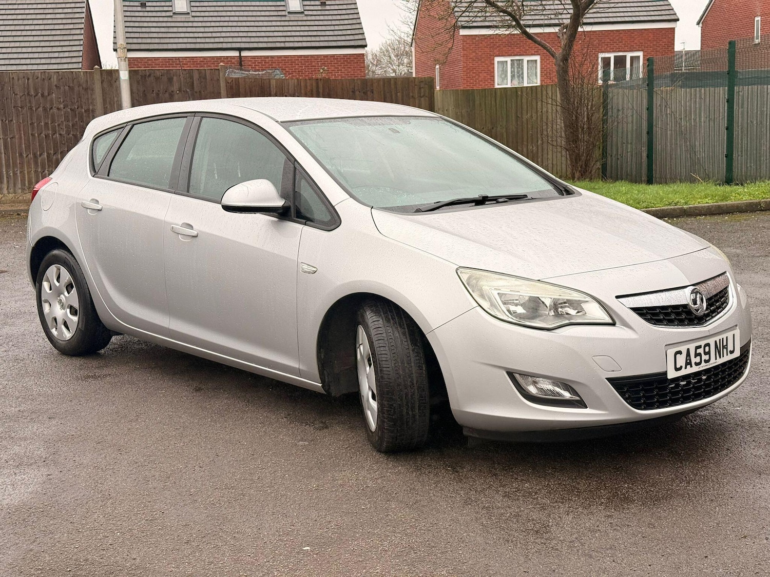 Used Vauxhall Astra 2010 for sale - 77883117: Photo 5