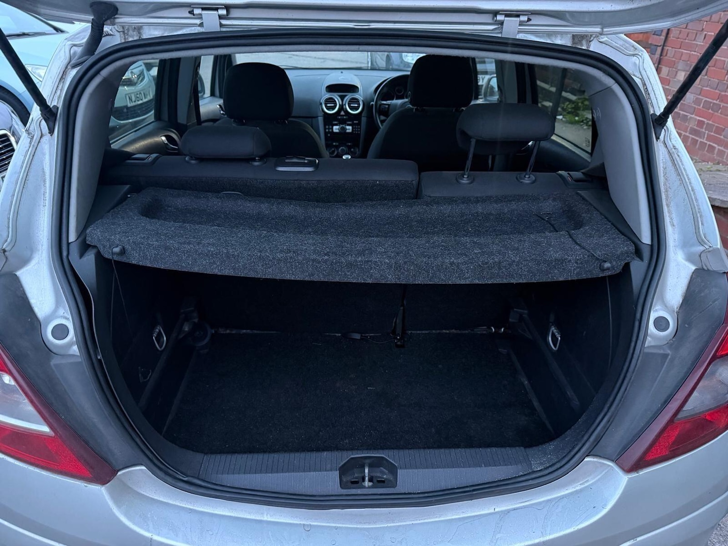 Used Vauxhall Corsa 2011 for sale - 77993425: Photo 28