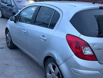 Used Vauxhall Corsa 2011 for sale - 77993425: Photo