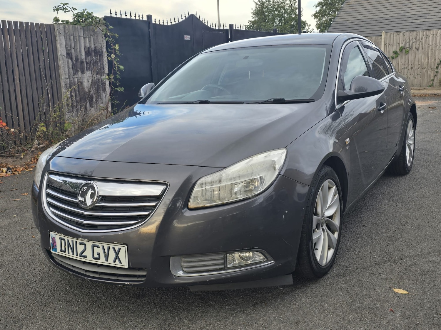 Used Vauxhall Insignia 2012 for sale - 76237519: Photo 3