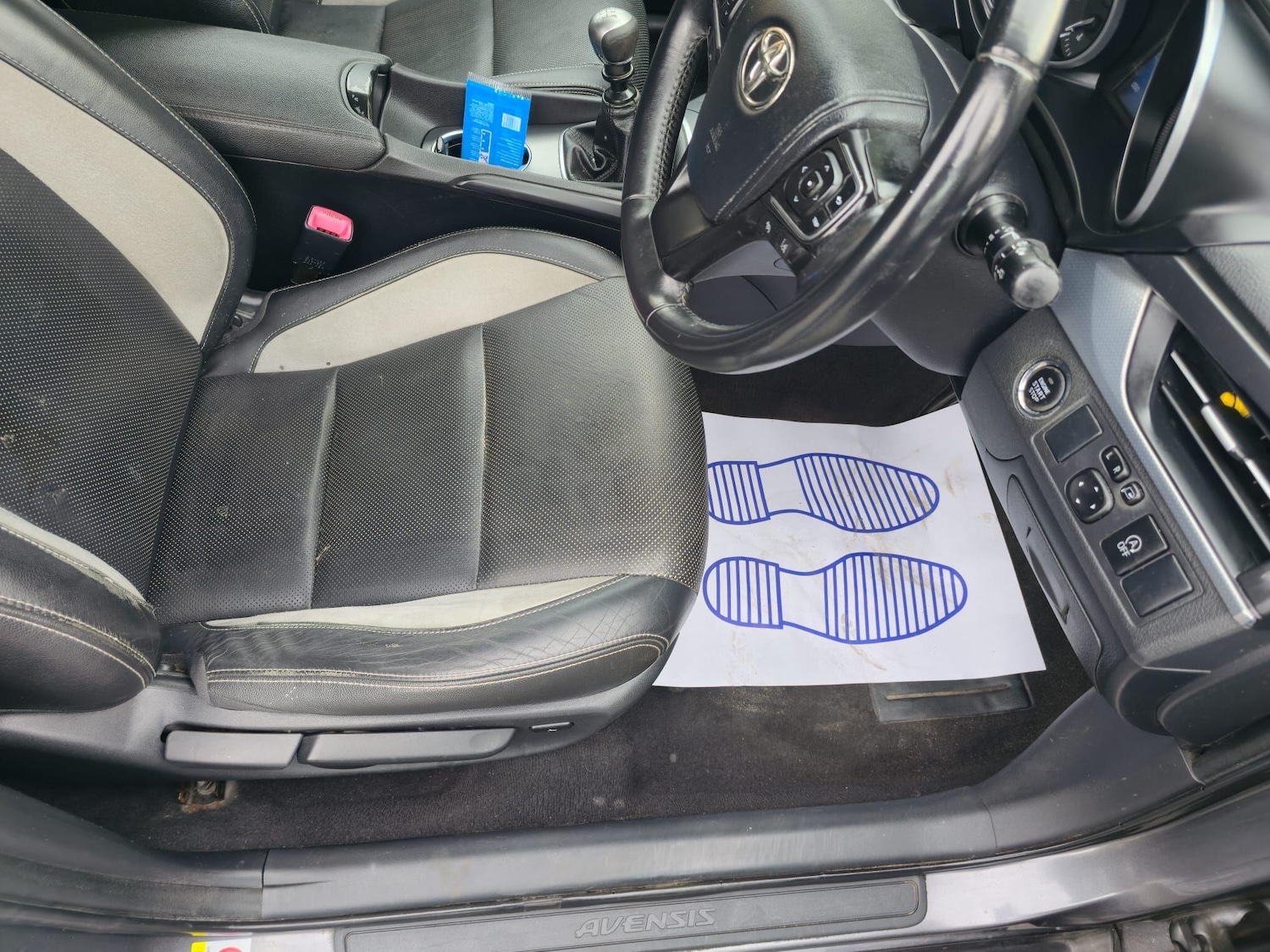 Used Toyota Avensis 2015 for sale - 76743441: Photo 28