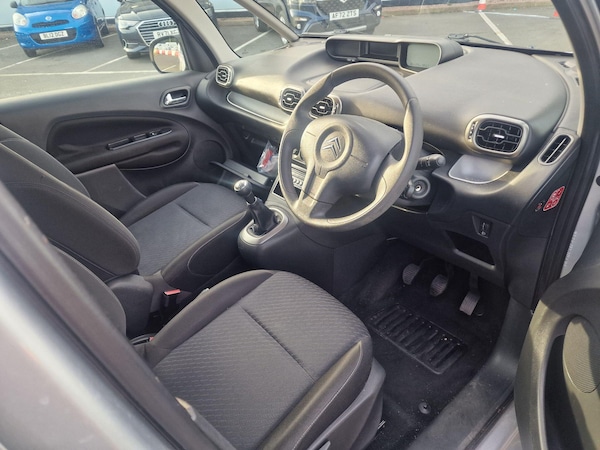 Used Citroen C3 Picasso 2010 for sale - 76239998: Photo 19