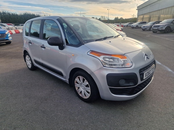 Used Citroen C3 Picasso 2010 for sale - 76239998: Photo 5