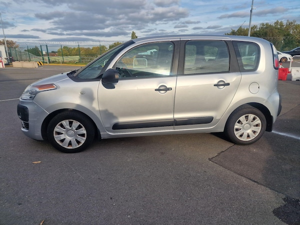 Used Citroen C3 Picasso 2010 for sale - 76239998: Photo 8