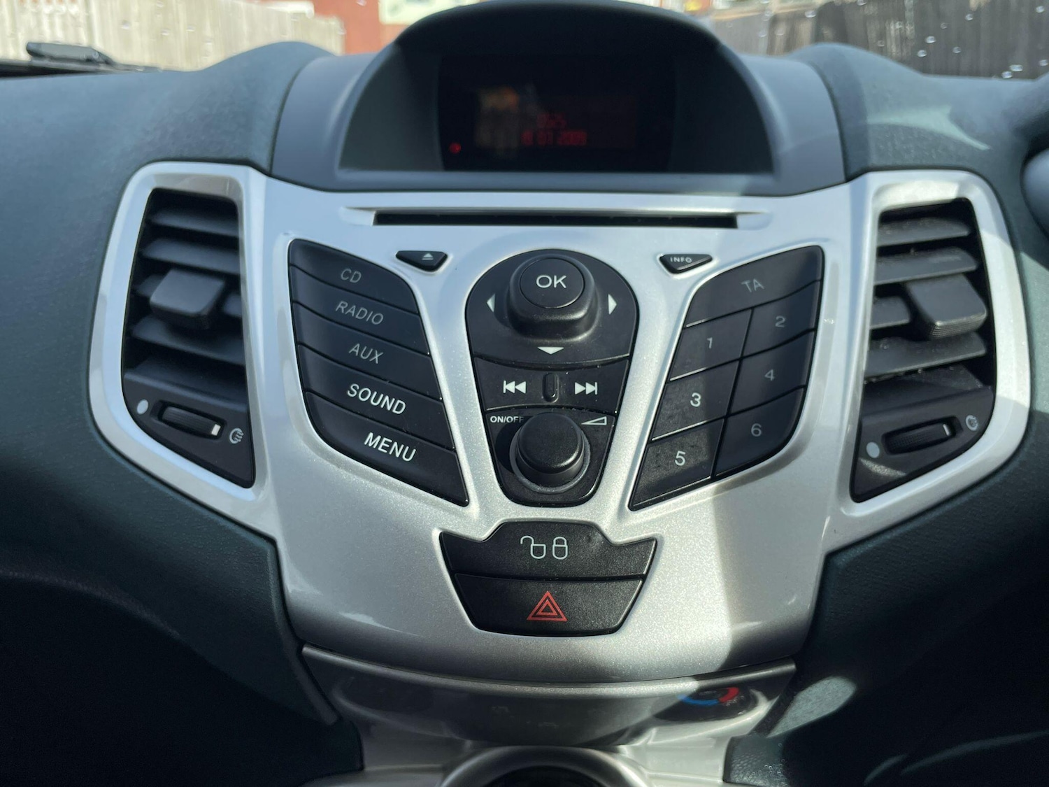 Used Ford Fiesta 2009 for sale - 76388729: Photo 21