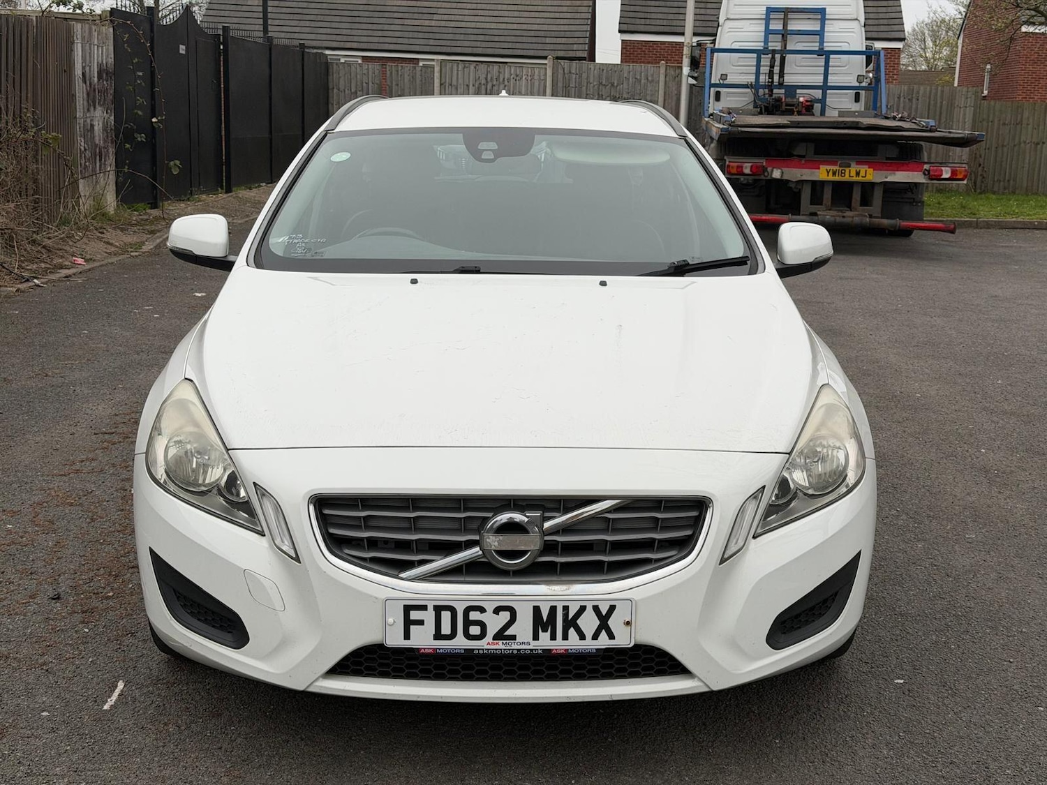 Used Volvo V60 for sale - 78116404: Photo 3