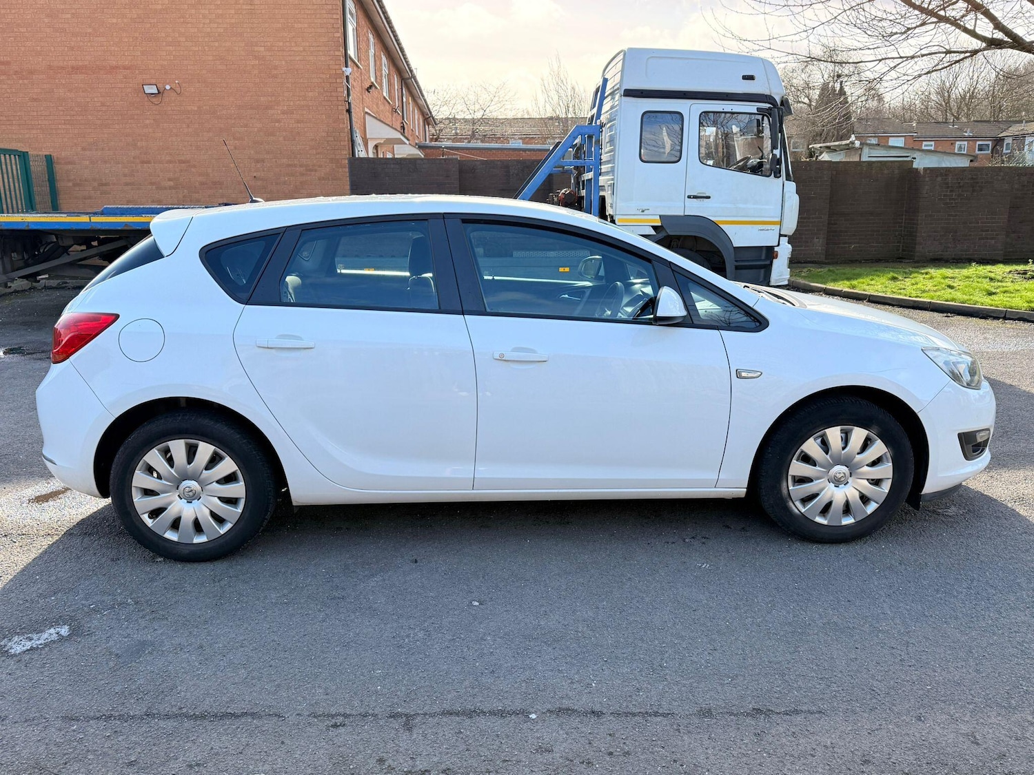 Used Vauxhall Astra 2013 for sale - 77892114: Photo 16
