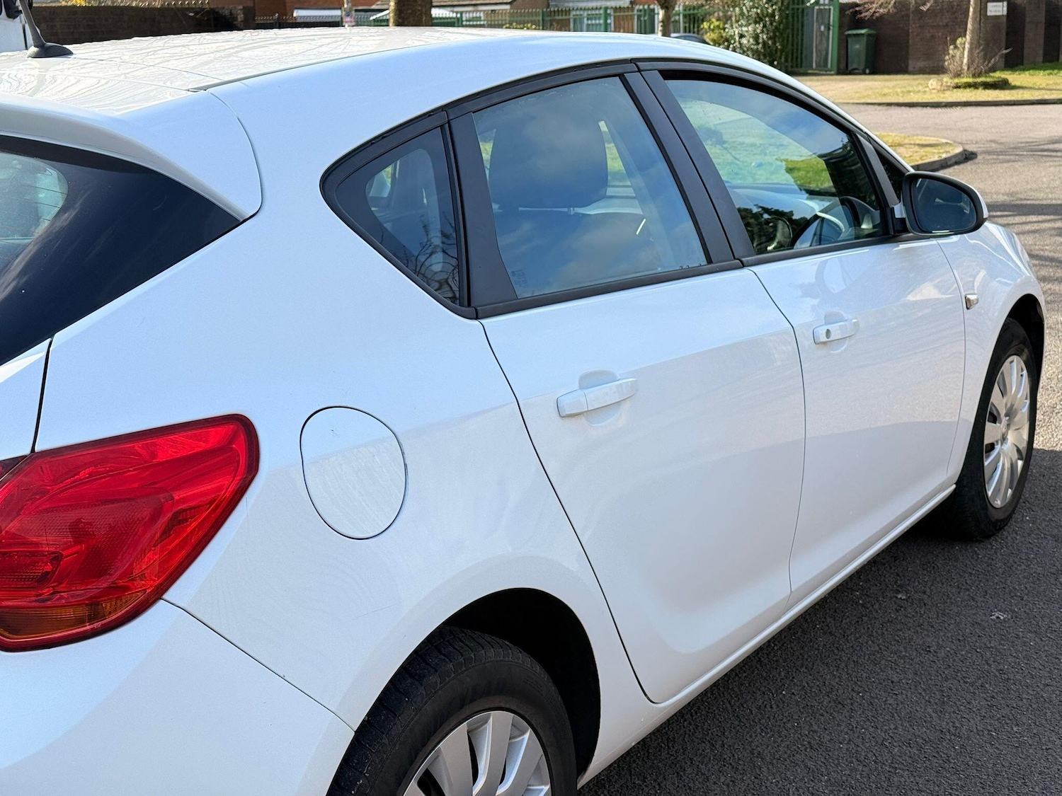 Used Vauxhall Astra 2013 for sale - 77892114: Photo 22