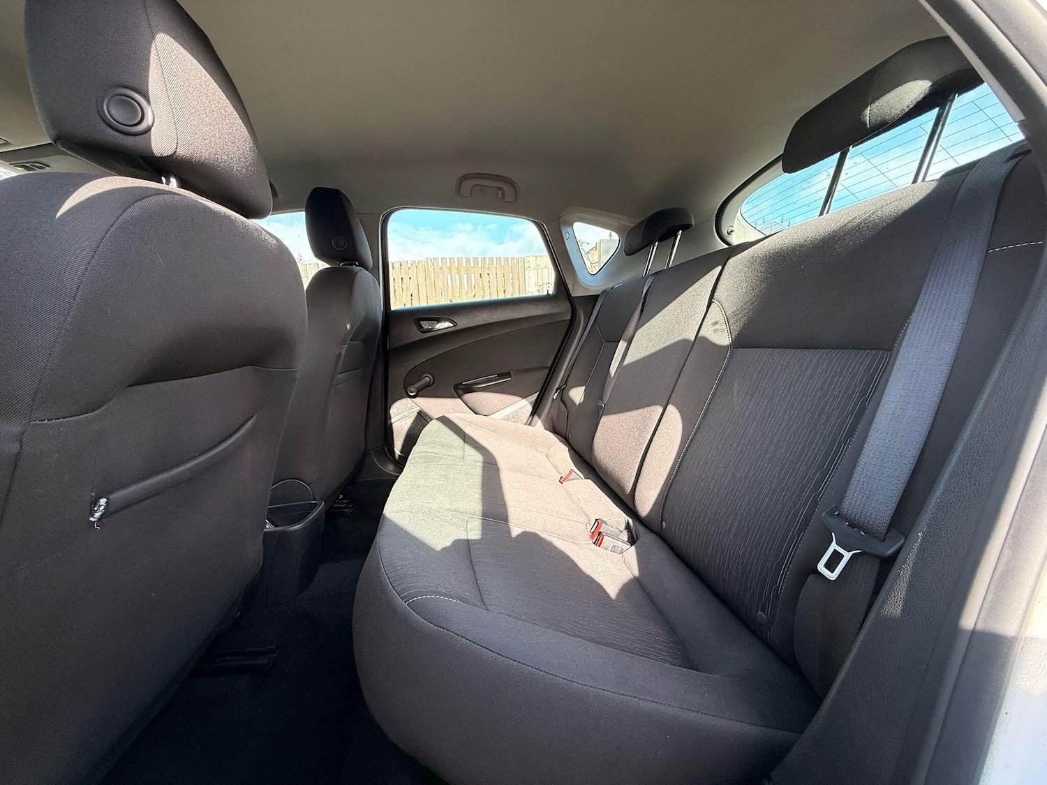 Used Vauxhall Astra 2013 for sale - 77892114: Photo 27