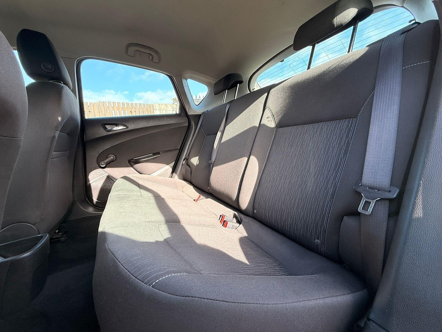 Used Vauxhall Astra 2013 for sale - 77892114: Photo 28