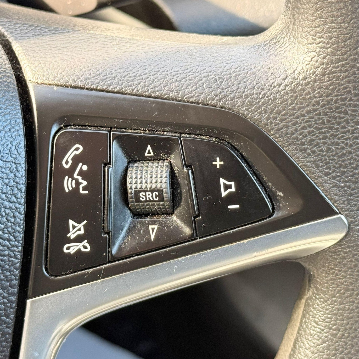 Used Vauxhall Astra 2013 for sale - 77892114: Photo 31