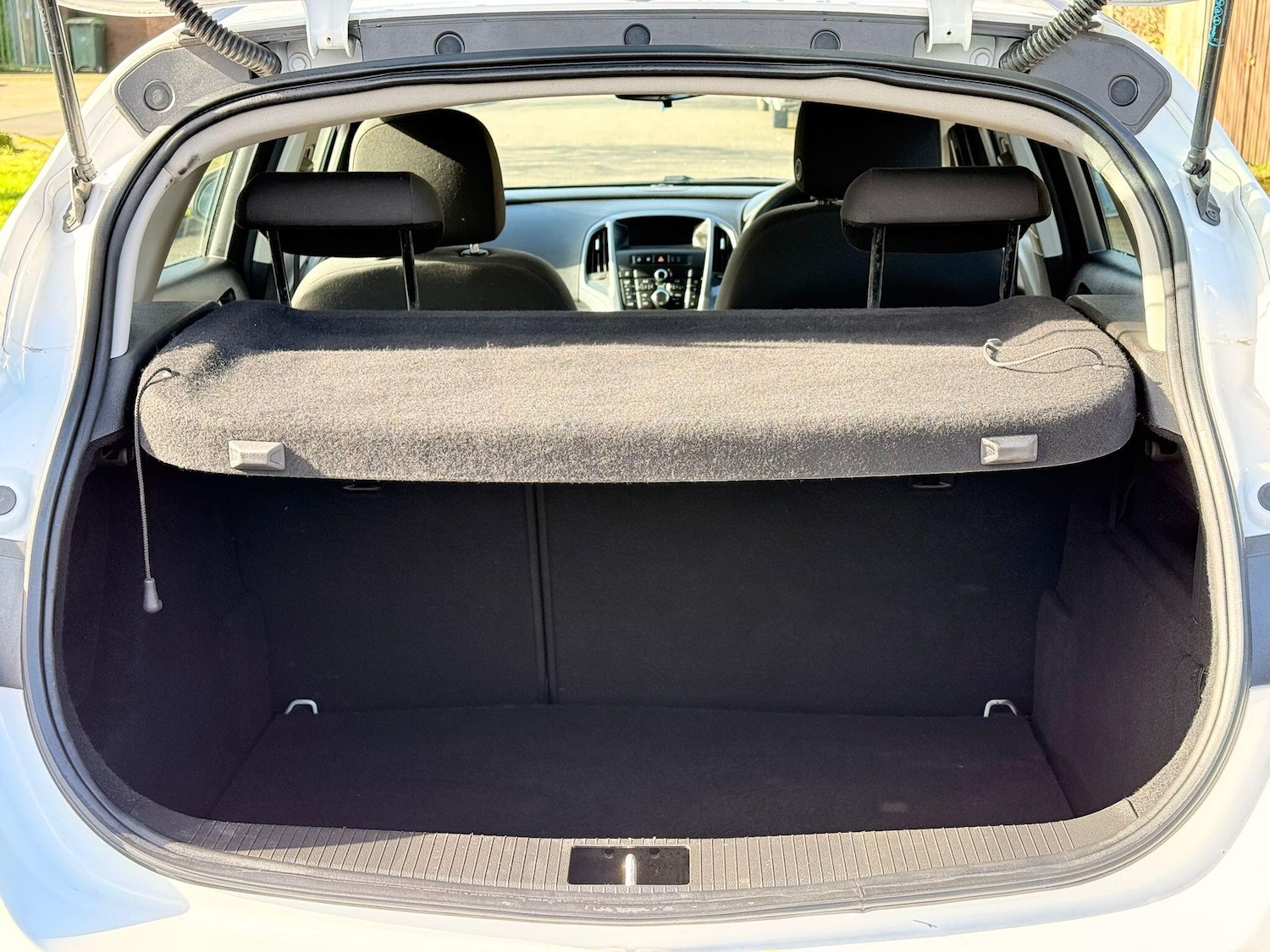 Used Vauxhall Astra 2013 for sale - 77892114: Photo 38