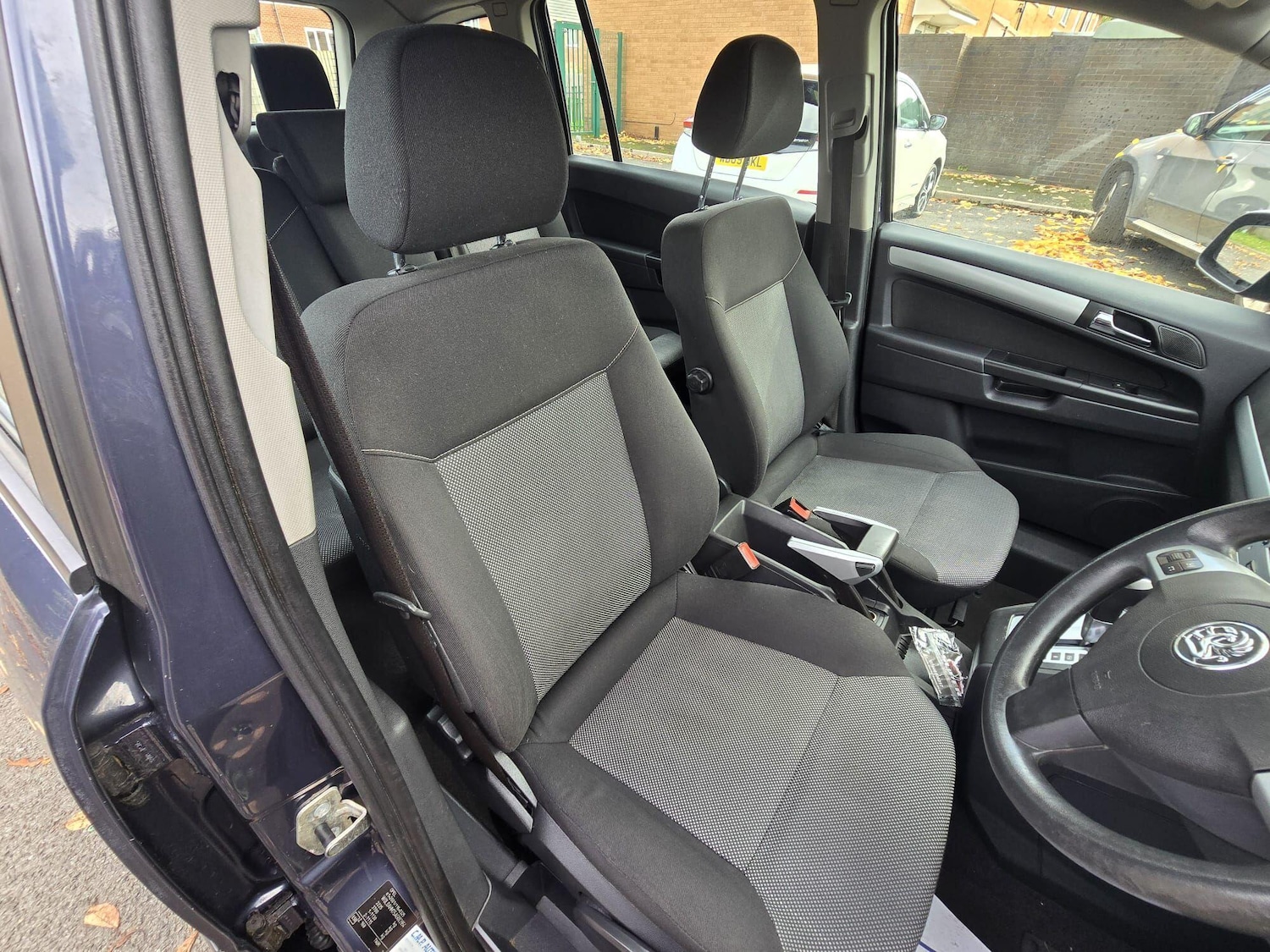 Used Vauxhall Zafira 2009 for sale - 76361513: Photo 30