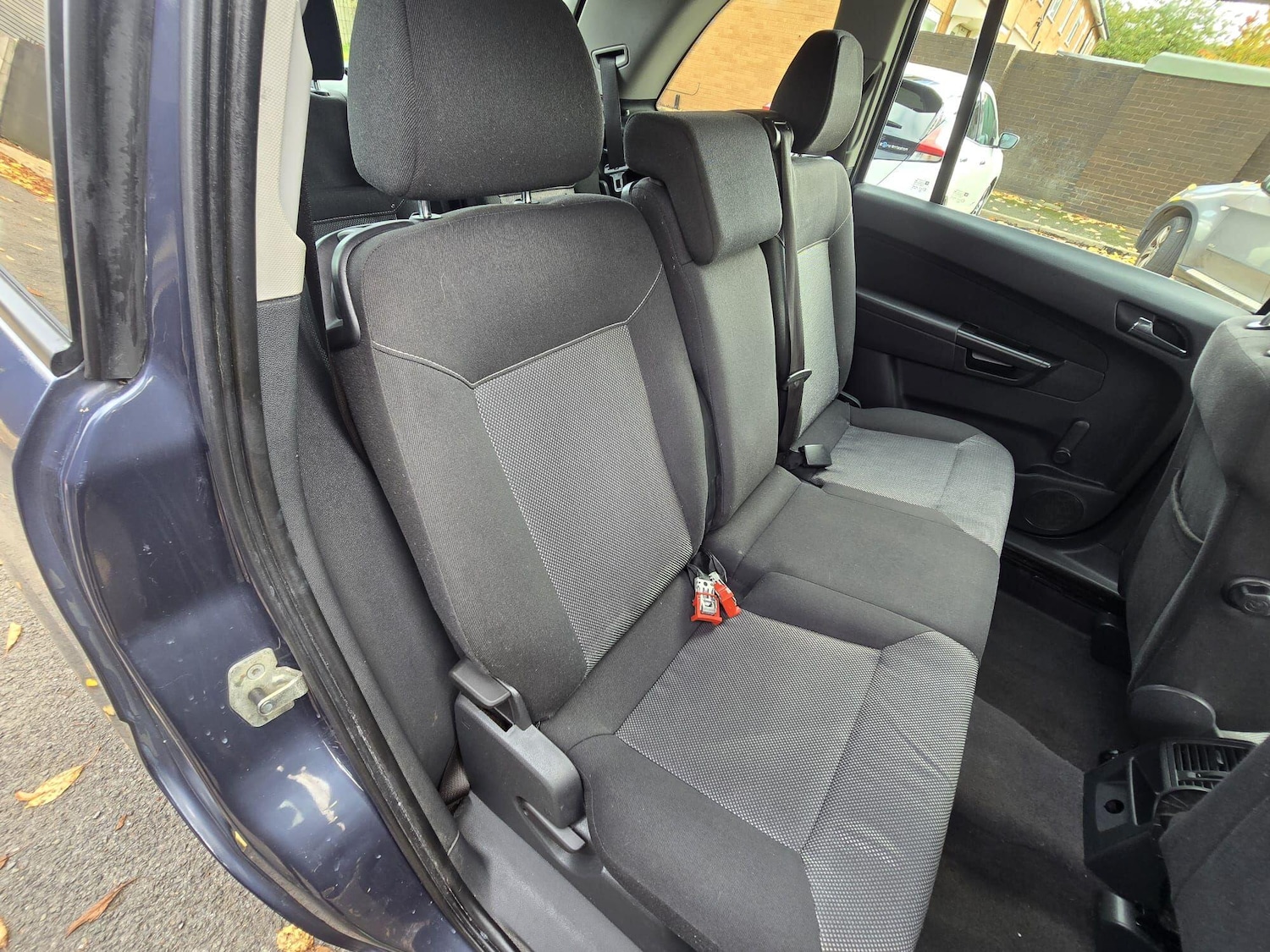 Used Vauxhall Zafira 2009 for sale - 76361513: Photo 32