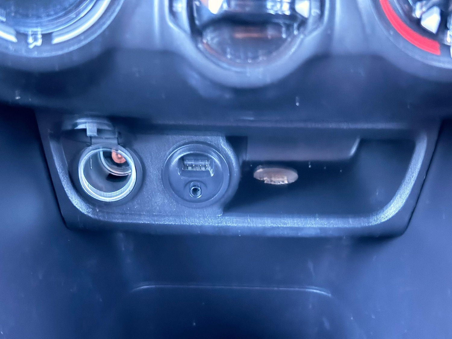 Used Peugeot 208 2013 for sale - 78184885: Photo 29