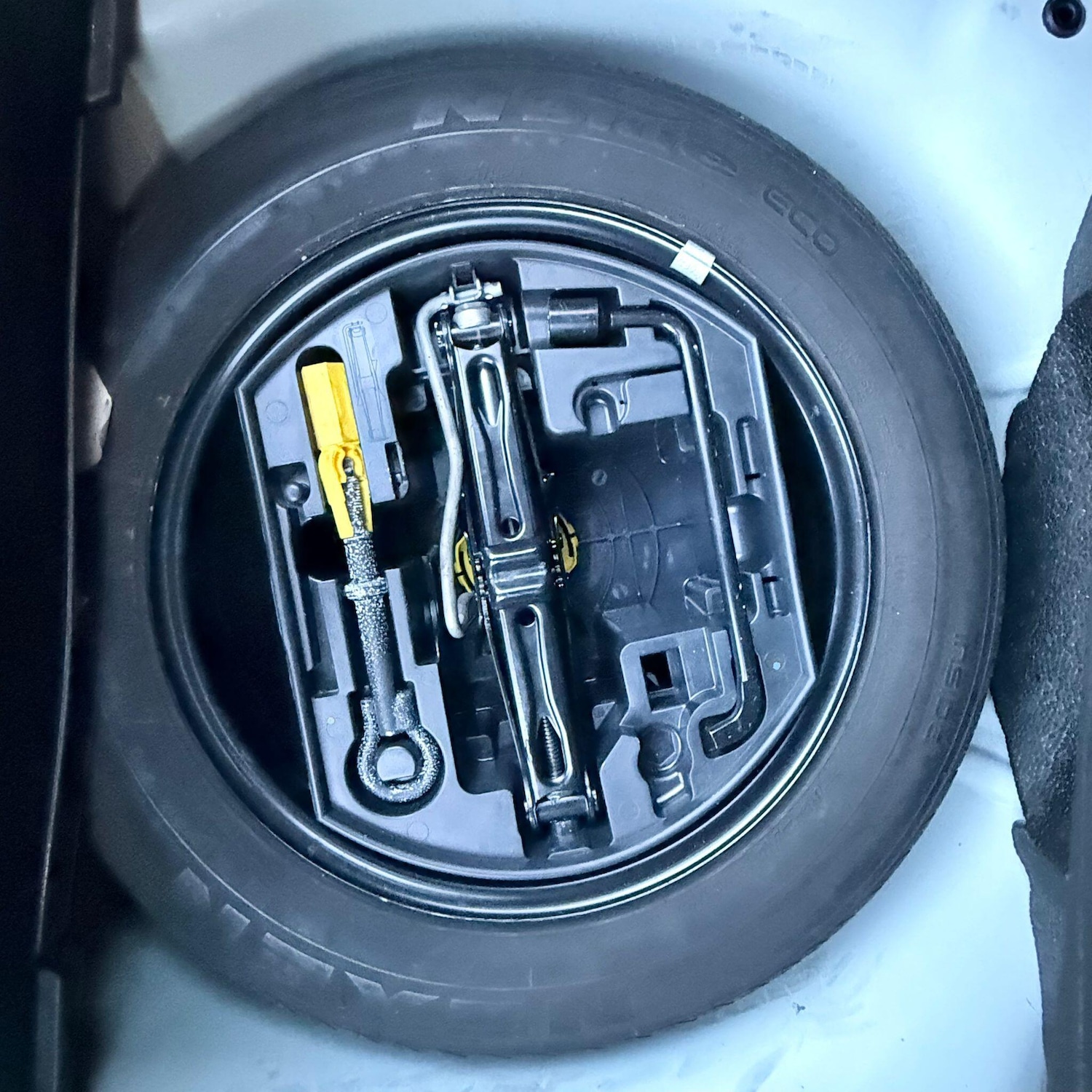 Used Peugeot 208 2013 for sale - 78184885: Photo 37