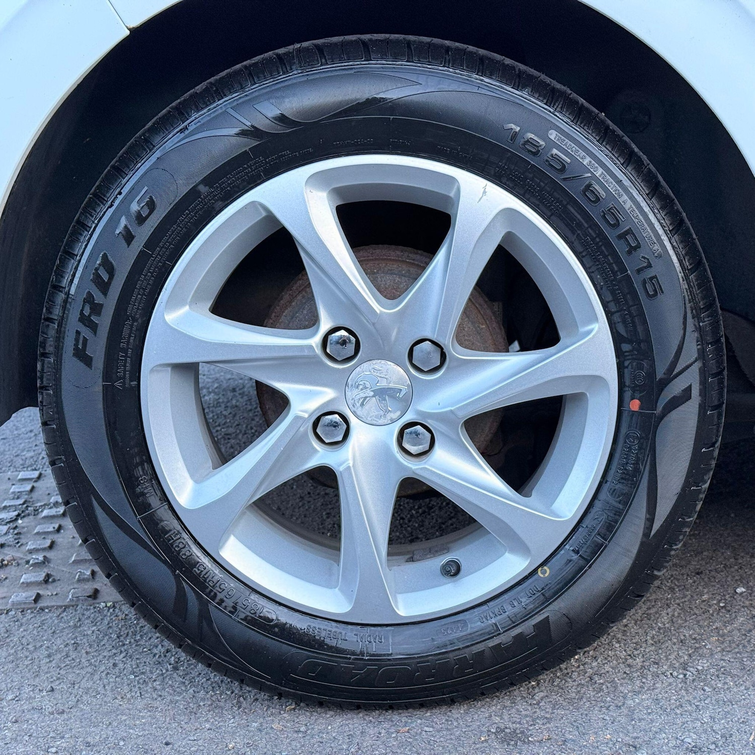 Used Peugeot 208 2013 for sale - 78184885: Photo 40