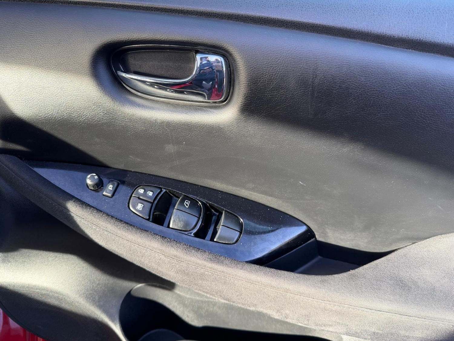 Used Nissan Leaf 2015 for sale - 76964645: Photo 25