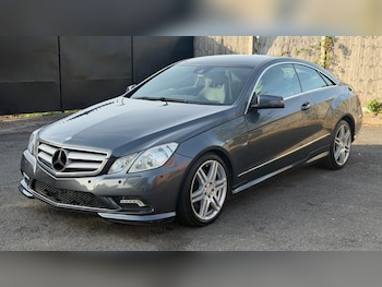 Used Mercedes-Benz E Class 2011 for sale - 79303275: Photo