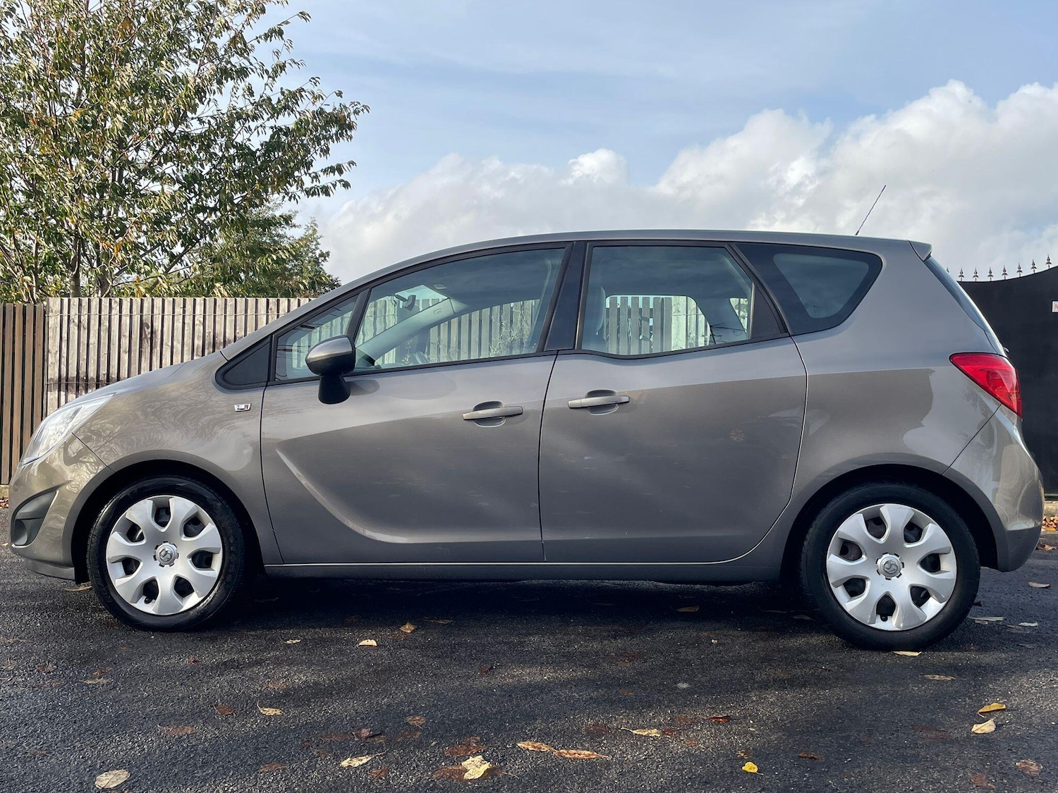 Used Vauxhall Meriva 2011 for sale - 76991816: Photo 4