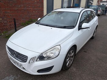Used Volvo V60 2012 for sale - 78276410: Photo