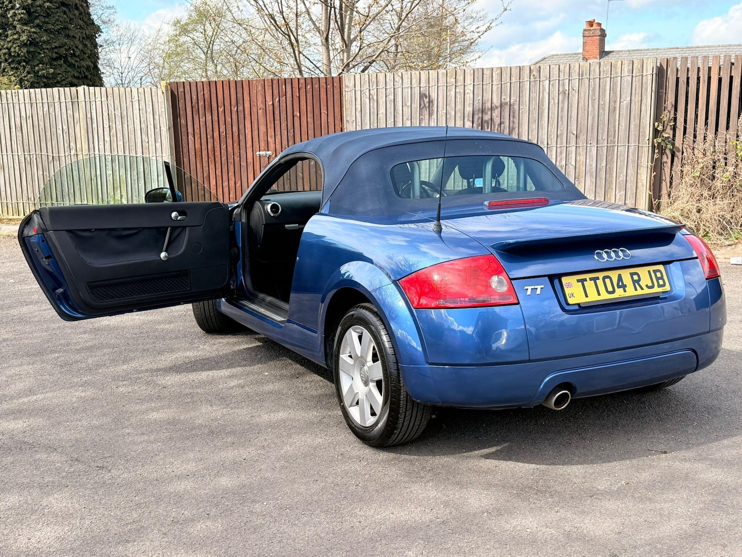 Used Audi TT 2004 for sale - 78141381: Photo 10