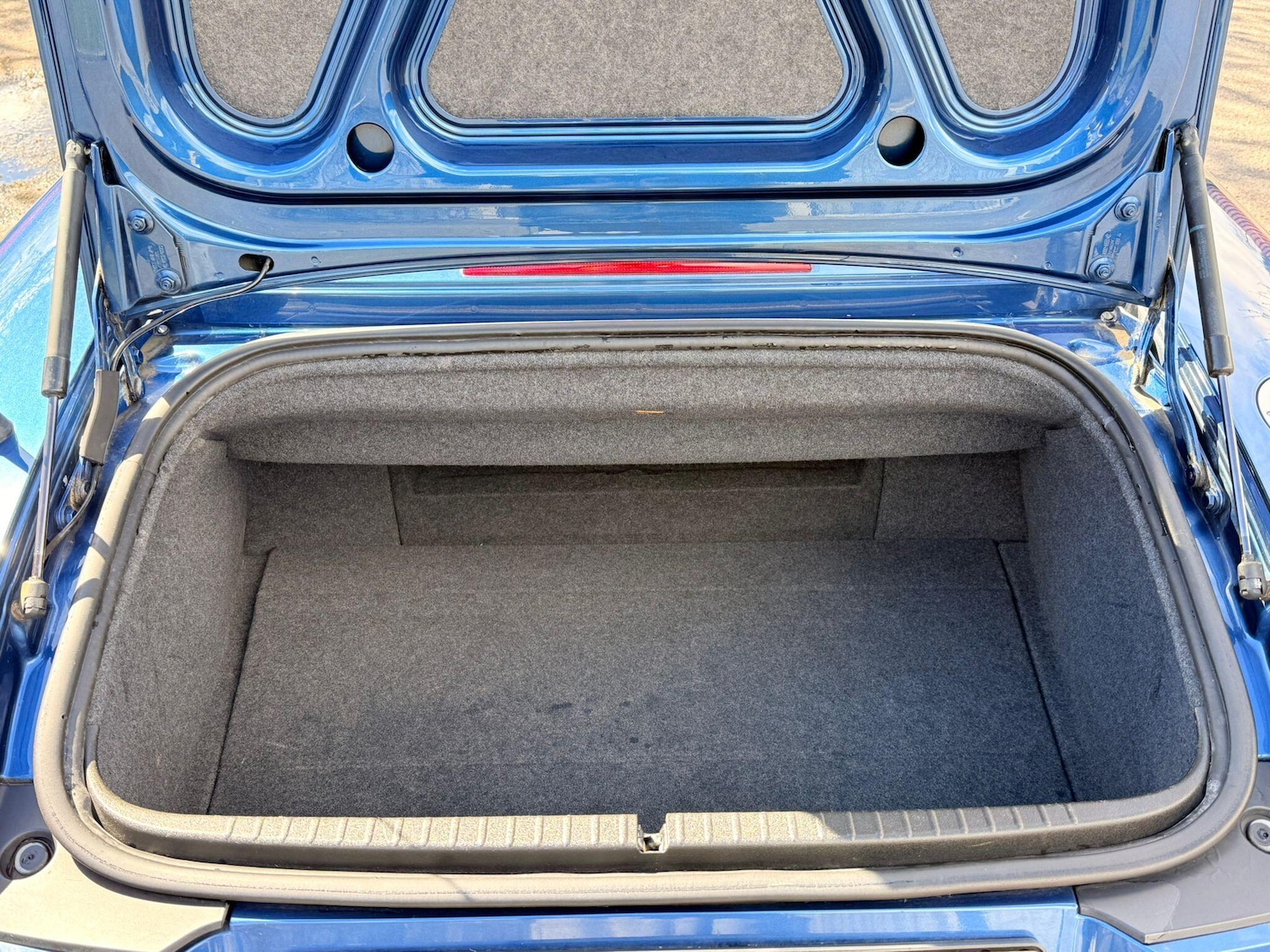 Used Audi TT 2004 for sale - 78141381: Photo 30