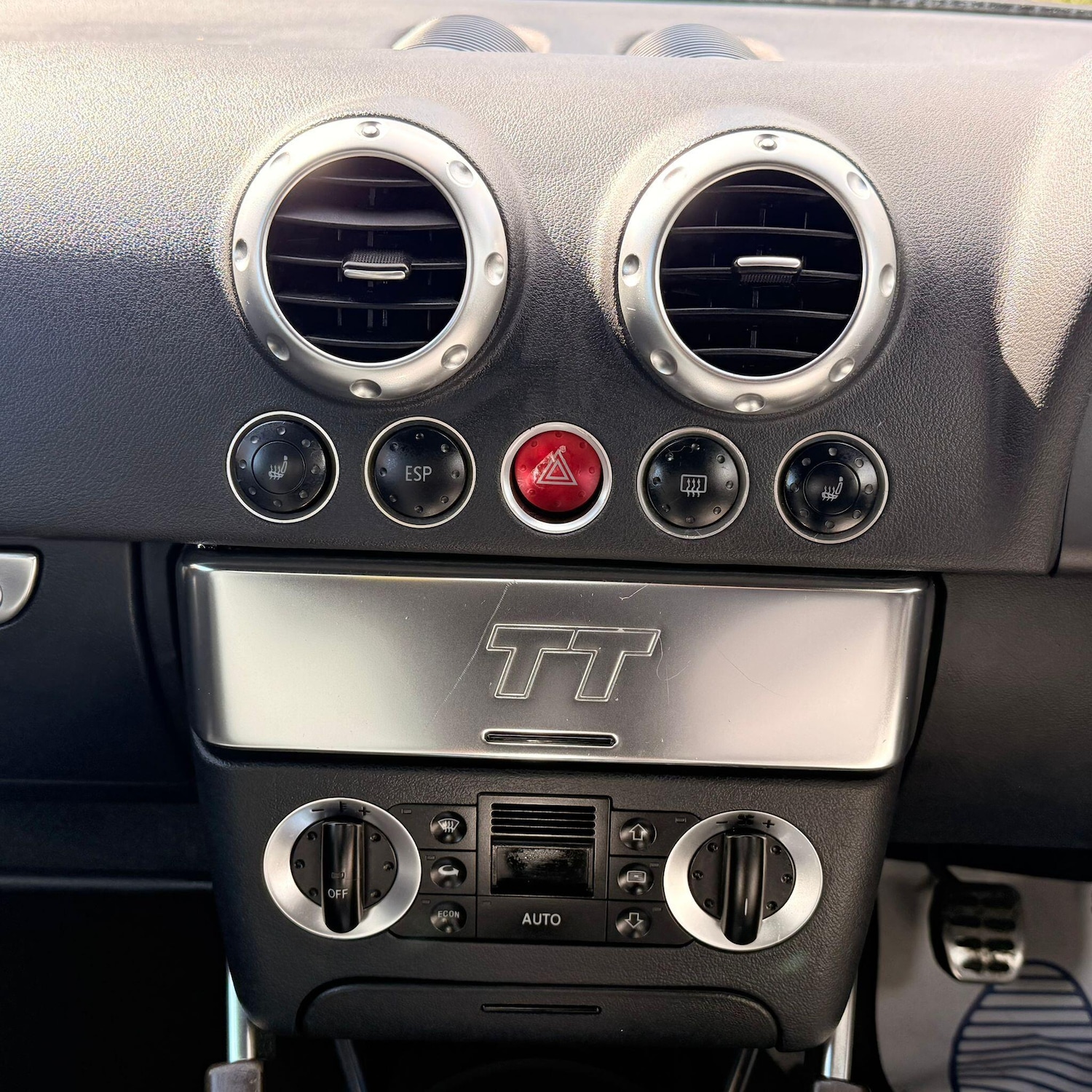 Used Audi TT 2004 for sale - 78141381: Photo 35