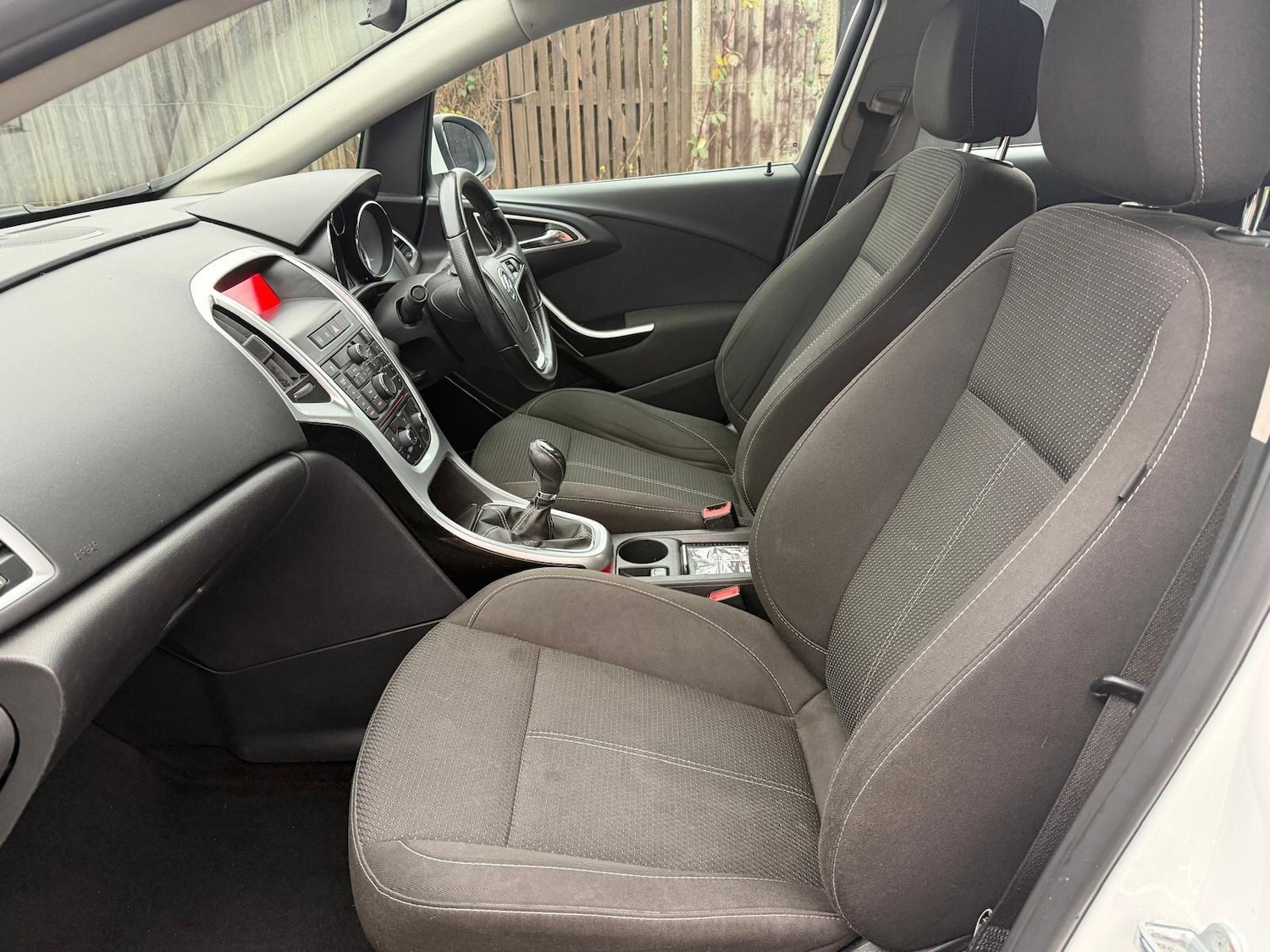 Used Vauxhall Astra 2012 for sale - 76839401: Photo 26