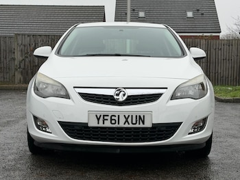 Used Vauxhall Astra 2012 for sale - 76839401: Photo