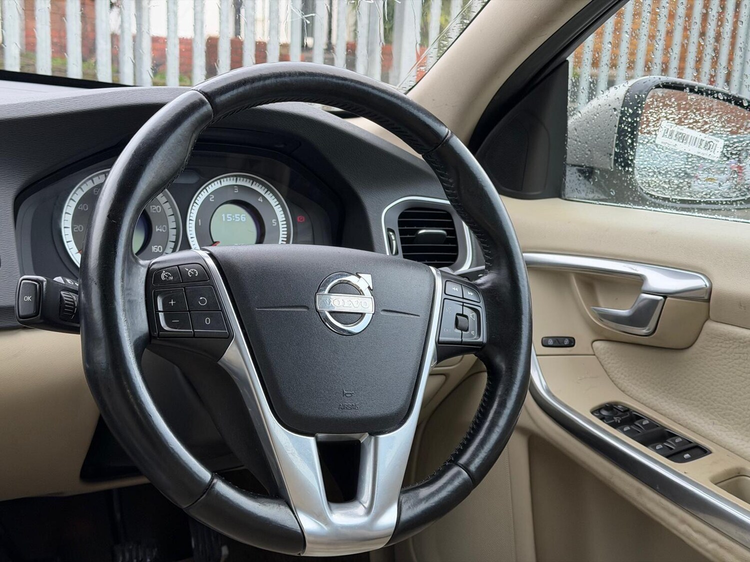 Used Volvo S60 for sale - 77575391: Photo 31