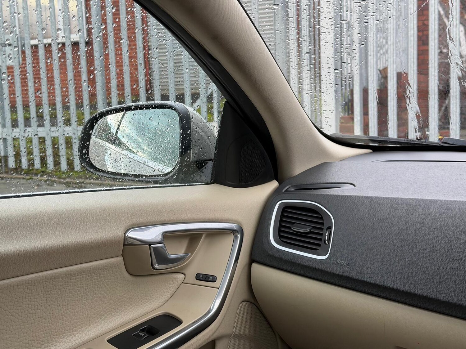 Used Volvo S60 for sale - 77575391: Photo 34