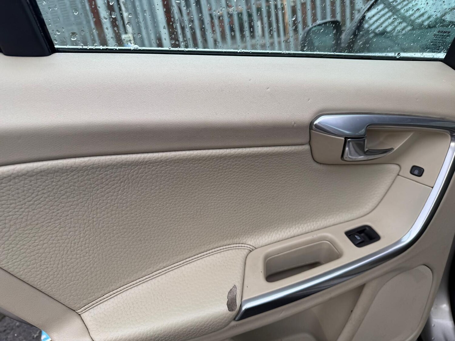 Used Volvo S60 for sale - 77575391: Photo 35