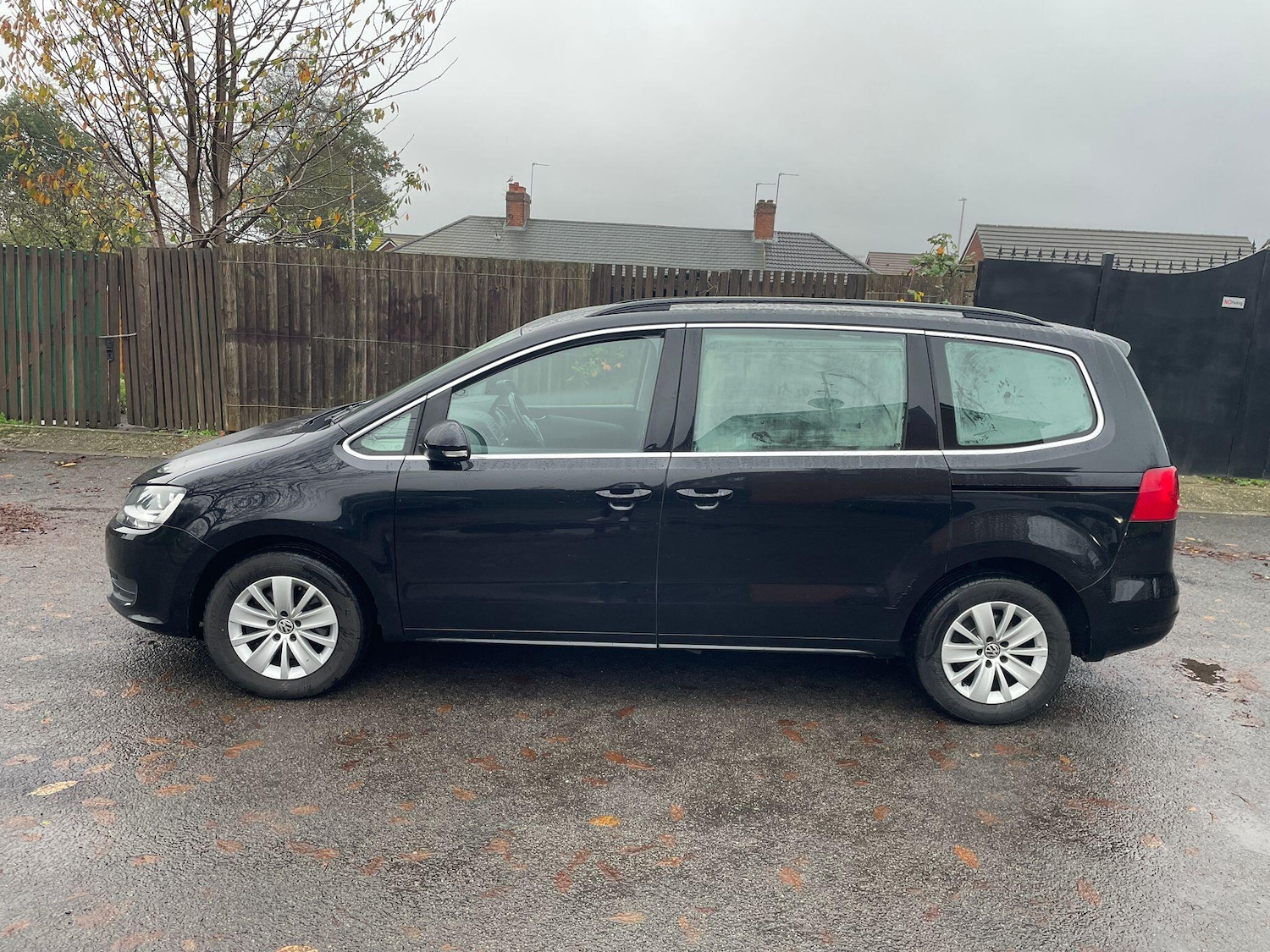 Used Volkswagen Sharan 2013 for sale - 76997529: Photo 11