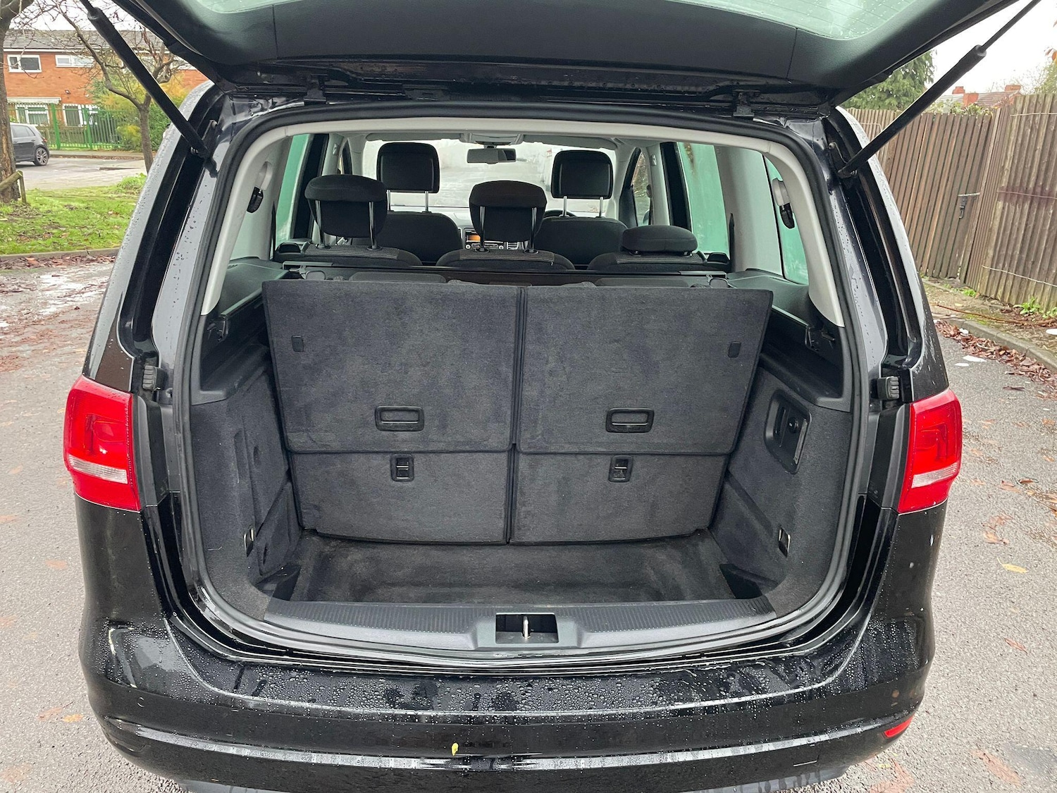 Used Volkswagen Sharan 2013 for sale - 76997529: Photo 30