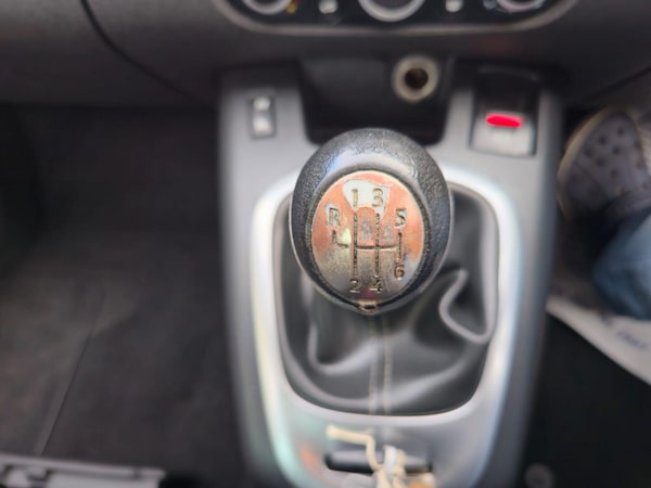 Used Renault Scenic 2012 for sale - 76214157: Photo 26