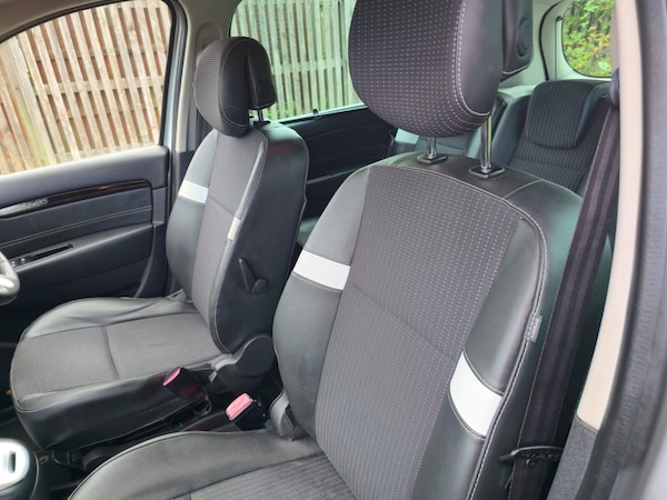 Used Renault Scenic 2012 for sale - 76214157: Photo 48