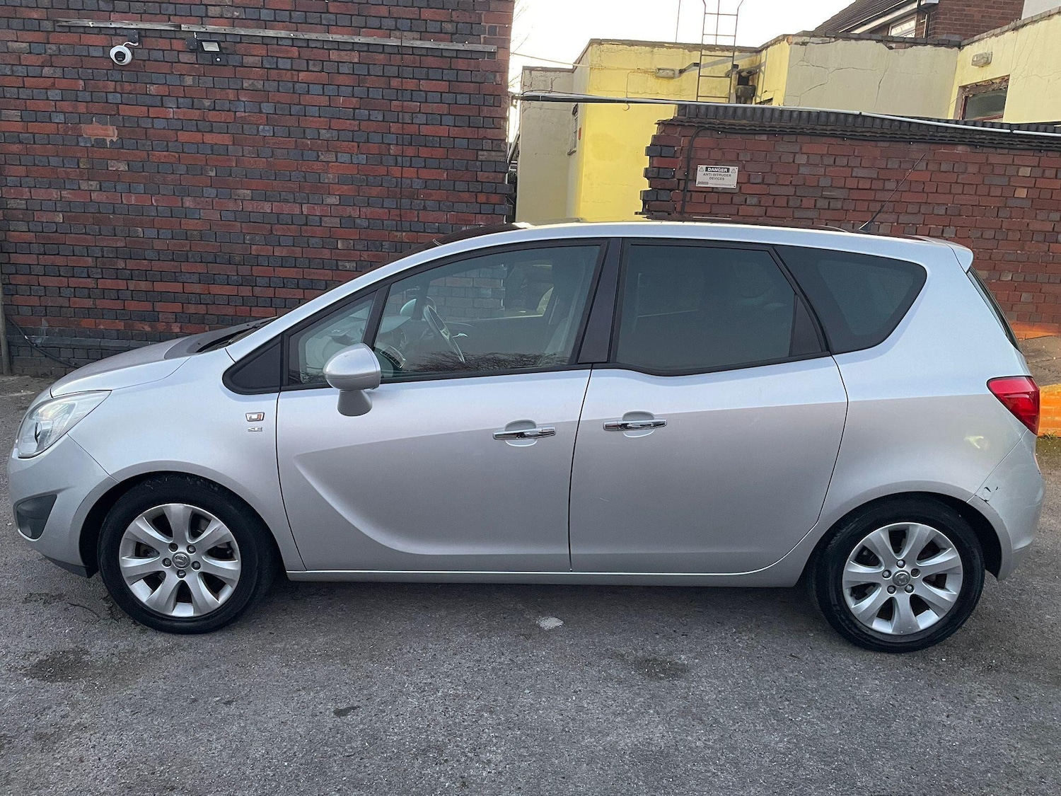 Used Vauxhall Meriva 2010 for sale - 76644951: Photo 11