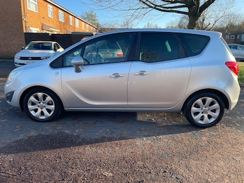Used Vauxhall Meriva 2010 for sale - 76644951: Photo