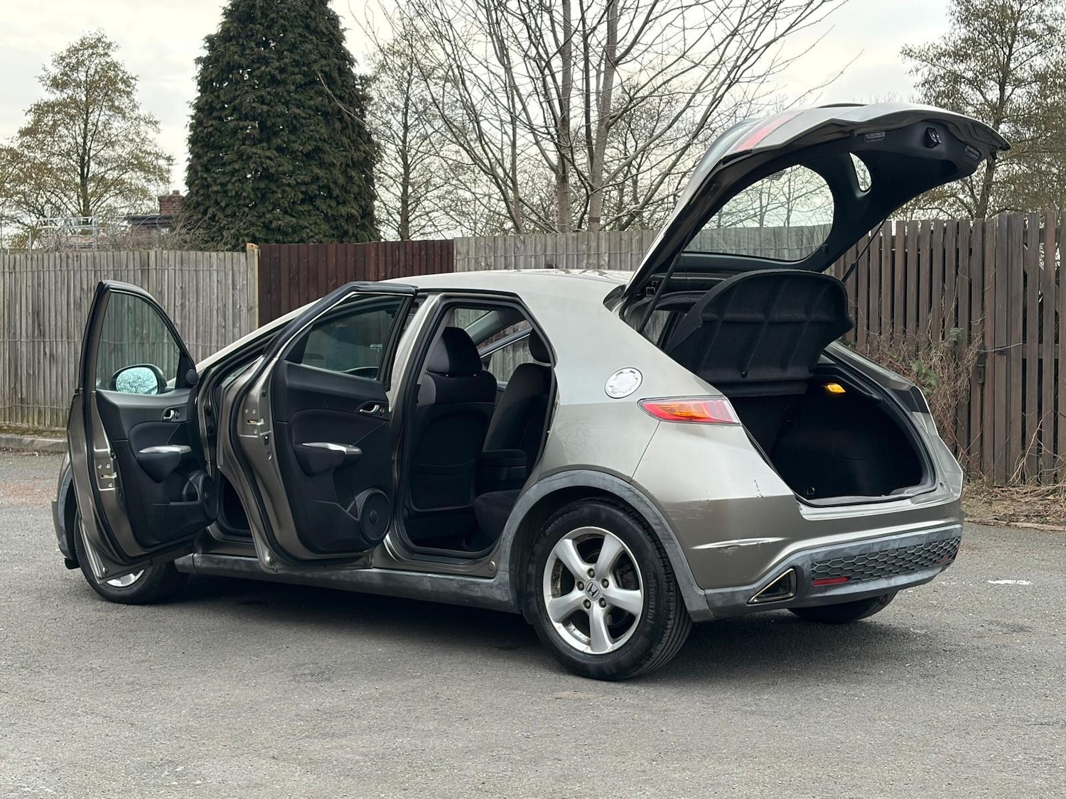 Used Honda Civic 2007 for sale - 77738199: Photo 4