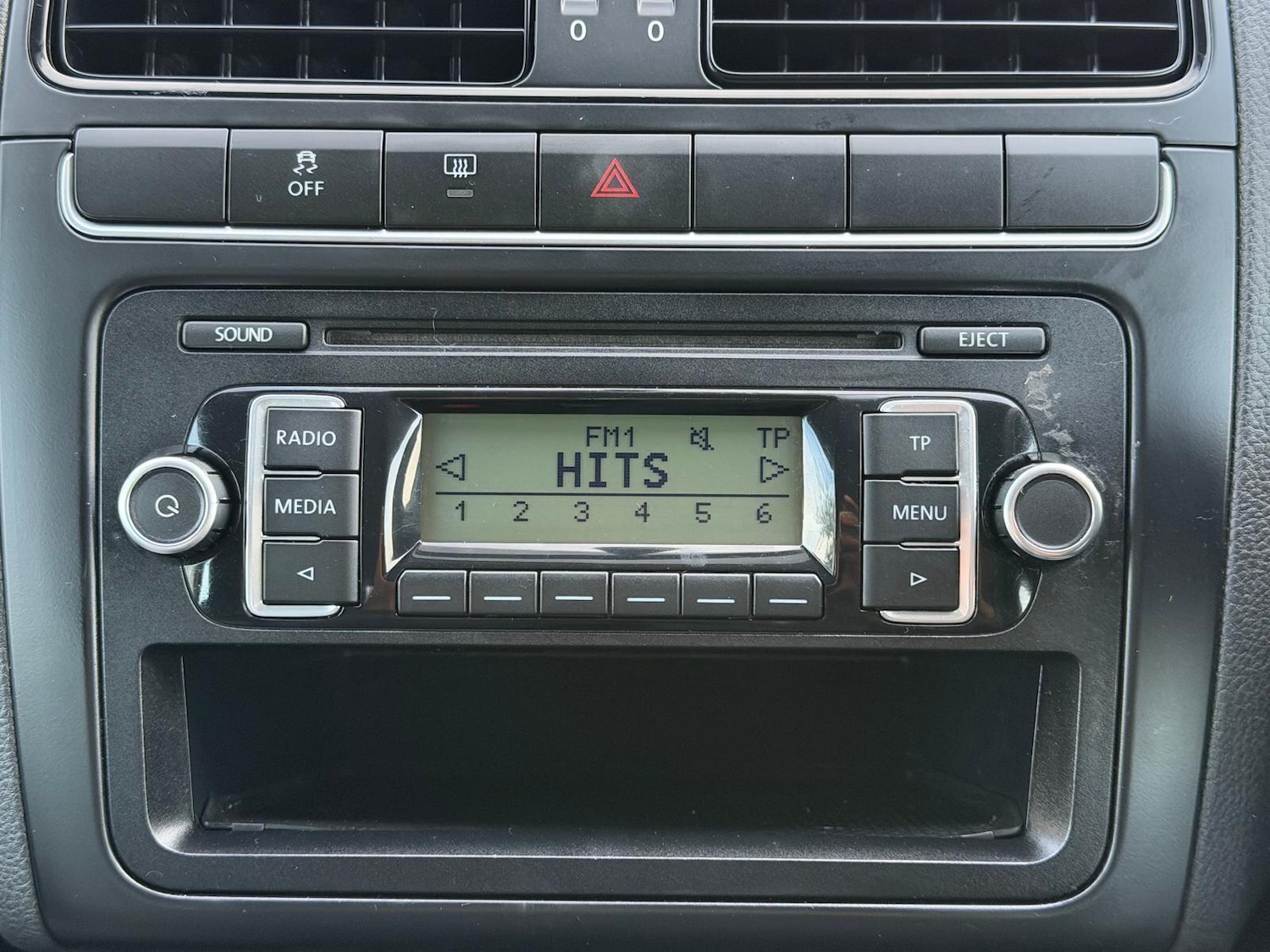 Used Volkswagen Polo 2010 for sale - 78170099: Photo 20