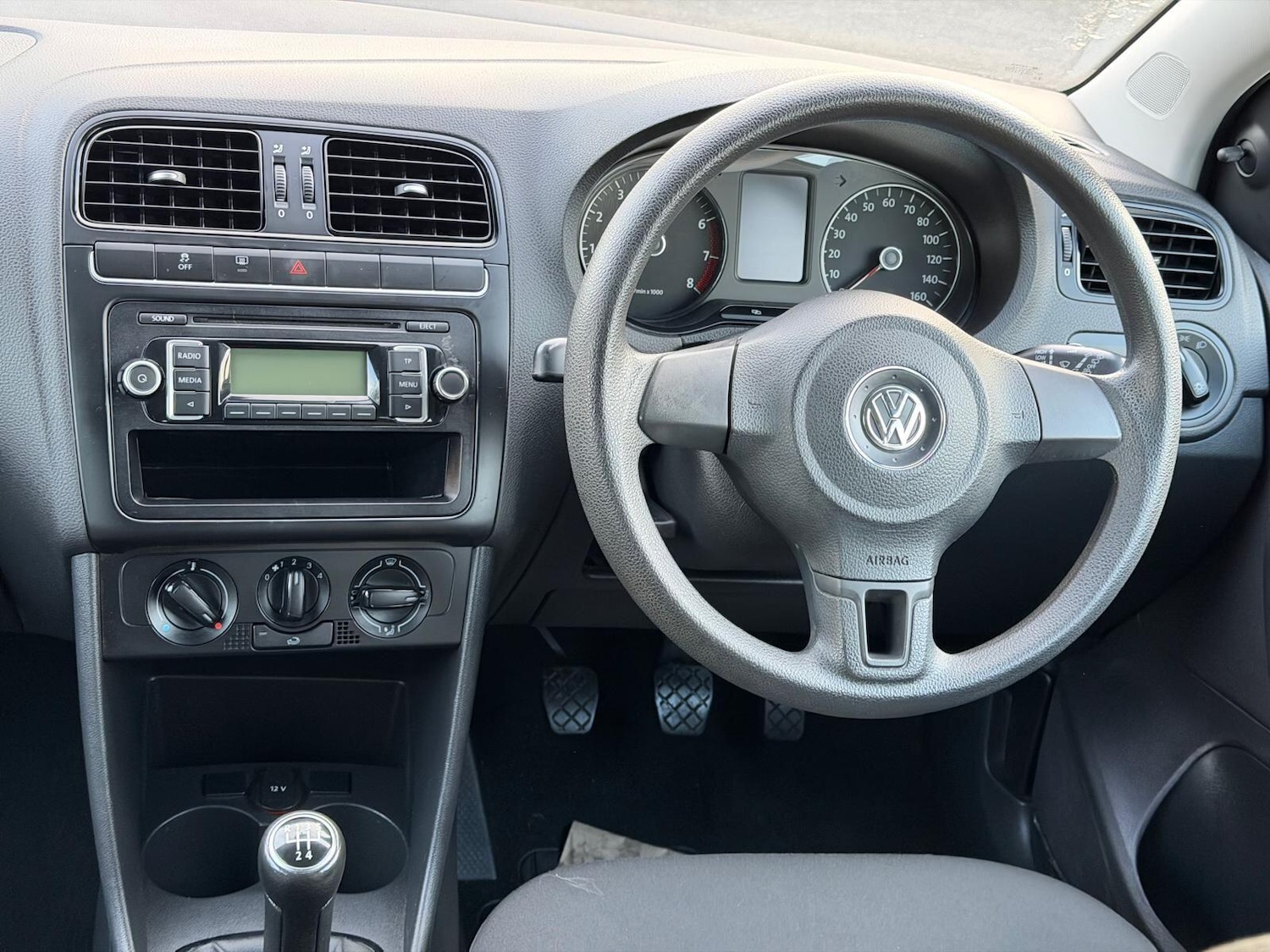 Used Volkswagen Polo 2010 for sale - 78170099: Photo 29