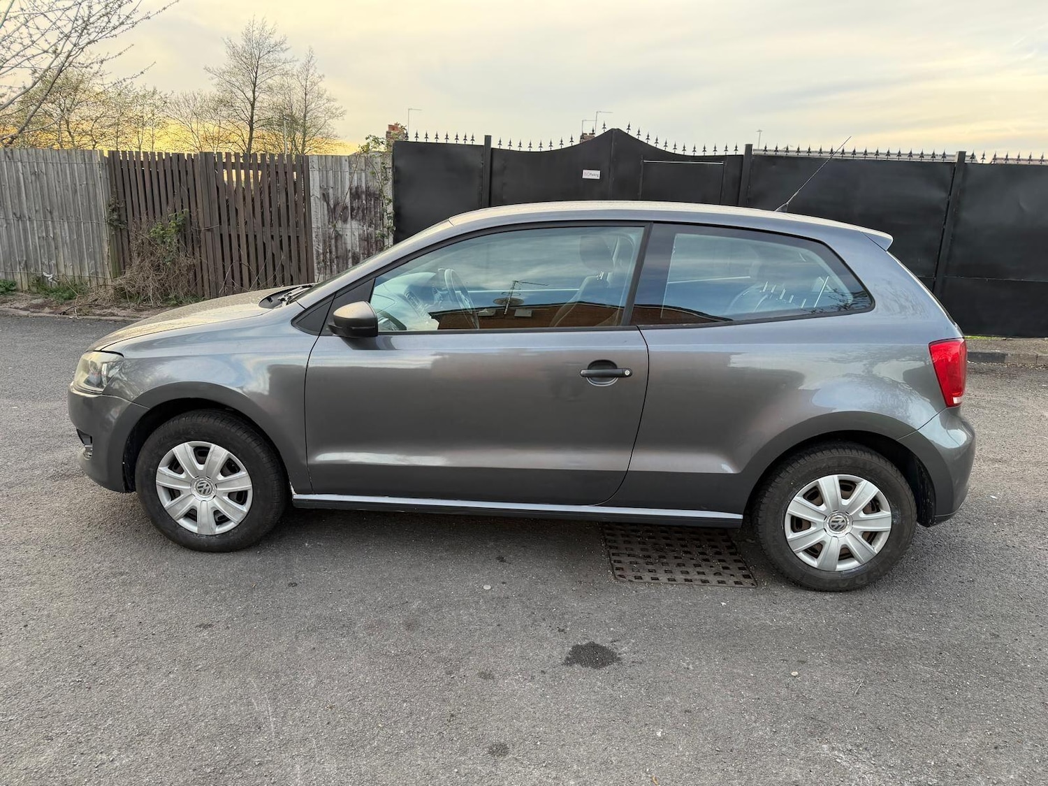 Used Volkswagen Polo 2010 for sale - 78170099: Photo 5